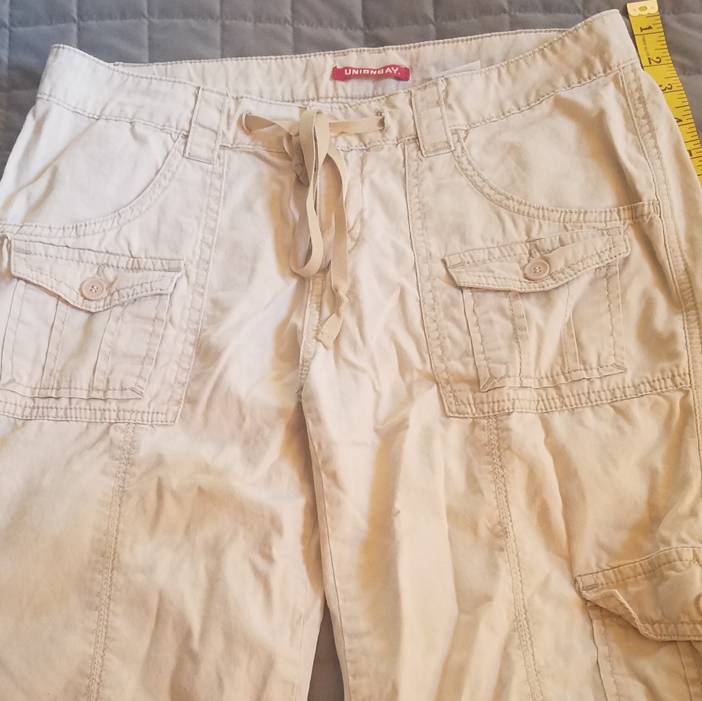 Union bay cropped pants
